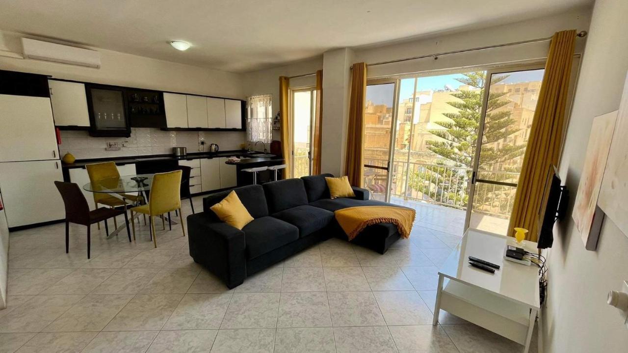 Sea View And Valley View Flat In Marsalforn Exterior foto